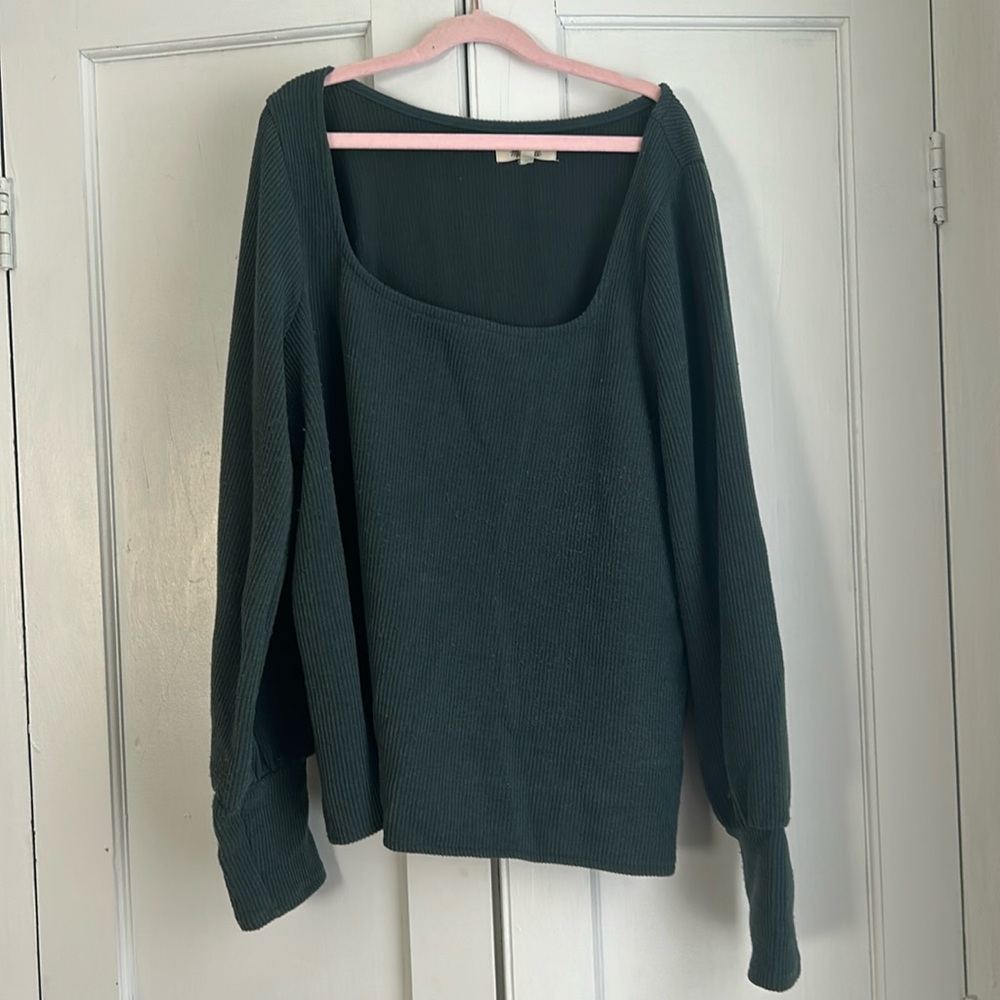 Beautiful emerald square neck Madewell top!